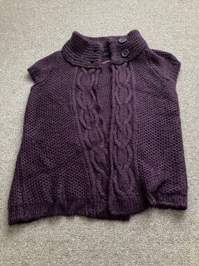 Women’s Zara Sleeveless Cardigan Vest Size Large
